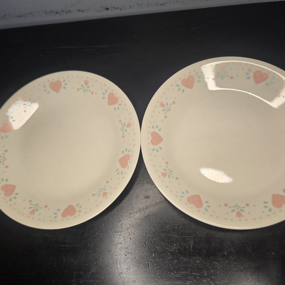 Vintage Set of 2 Corelle Snack Plates 6.75" Excellent Condition
